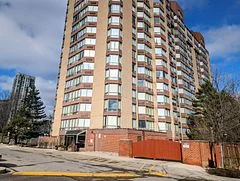 Condo Apartment in Mississauga