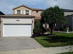 1537 Cuthbert Avenue, Mississauga, ON L5M 3R6
