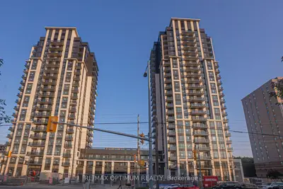 Condo Apartment in Mississauga