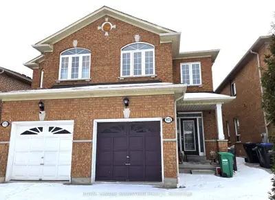 Semi-Detached in Mississauga