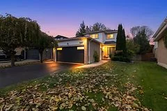 6467 Edenwood Drive, Mississauga, ON L5N 3H2