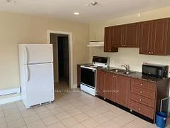 3430 Lakeshore Boulevard W 3, Toronto W06, ON M8W 1N3