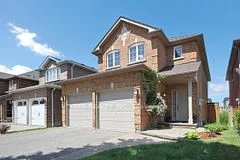 851 Clemens Crescent, Mississauga, ON L5V 2S8