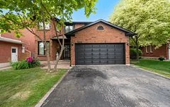 1252 Greenwood Crescent, Oakville, ON L6J 6W5