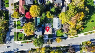 443 Atwater Avenue, Mississauga, ON L5G 2A4