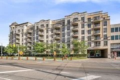 3085 Bloor Street W 415, Toronto W07, ON M8X 1C9