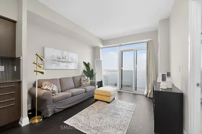 65 Speers Road 712, Oakville, ON L6K 0J1