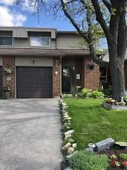 485 Meadows Boulevard #21, Mississauga, ON L4Z 1H1