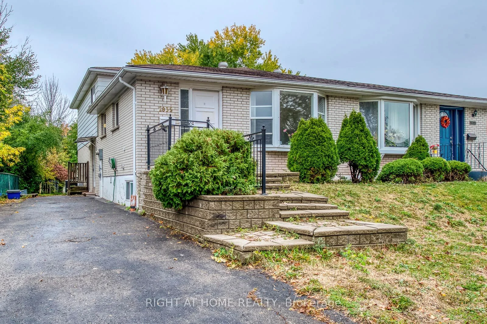 2835 Hollington Crescent (Upper), Mississauga, ON L5K 1E8