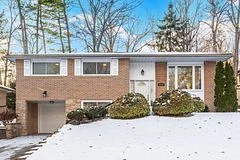 3180 The Credit Woodlands , Mississauga, ON L5C 2J4
