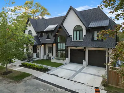 161 The Kingsway, Toronto W08, On, M8x 2v5