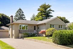 236 Woodale (Upper Lev) Avenue, Oakville, ON L6K 2N2
