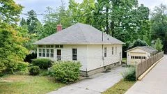 258 Reynolds Street, Oakville, ON L6J 3L4