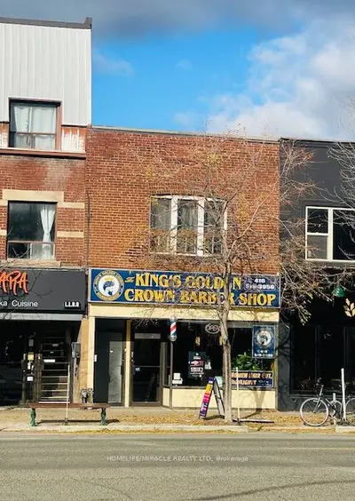 1568 Bloor Street W, Toronto W02, ON M6P 1A4