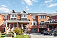 1584 Woodhenge Way, Mississauga, ON L5N 7T1