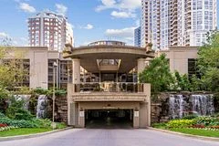 3888 Duke of York Boulevard 1820, Mississauga, ON L5B 4P5