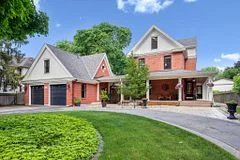 335 Lakeshore Road W, Oakville, On L6k 1g3