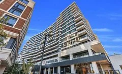 2485 Eglinton Avenue W 523, Mississauga, ON L5M 2T1
