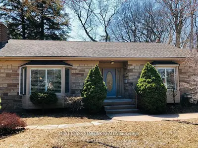 Detached in Burlington
