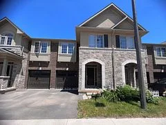 3335 Mockingbird Common, Oakville, ON L6H 0X1