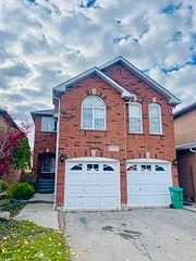 5316 Hollypoint Avenue, Mississauga, On L5v 2l3