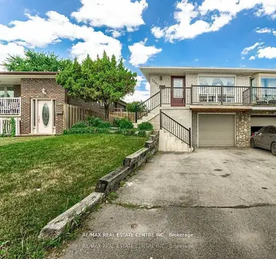 Semi-Detached in Mississauga