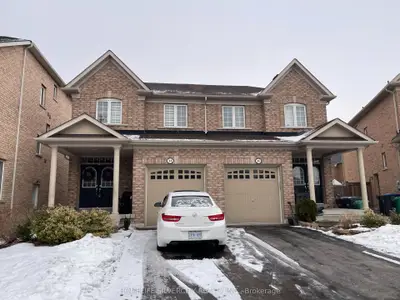 Semi-Detached in Brampton