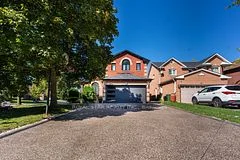 Detached in Caledon