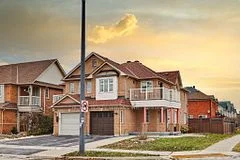 3203 Carabella Way Main, Mississauga, ON L5M 6S8