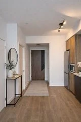 1037 The Queensway 816, Toronto W08, ON M8Z 0H5