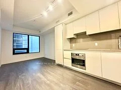 2 Erskine Road 1308, Mississauga, ON L5B 0S1