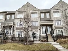 2875 Hazelton Place 10, Mississauga, ON L5M 6J3