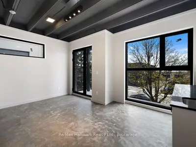 155 Thirtieth Street 5, Toronto W06, On M8w 3c3