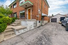 5 Woodenhill Court BSMNT, Toronto W03, ON M6M 1K8