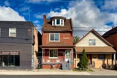 1113 Dufferin Street, Toronto W02, ON M6H 4B5