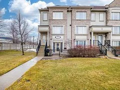 2935 Hazelton Place 8, Mississauga, ON L5M 0S3