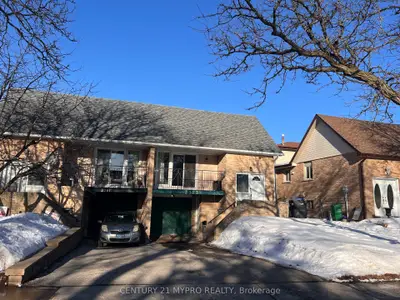 2383 Cobbinshaw Circle Upper, Mississauga, On L5n 2g2