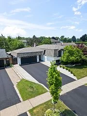 496 Seymour Drive, Oakville, On L6l 3k1