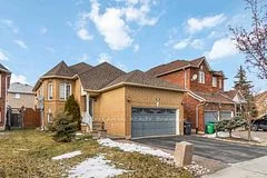 639 Twain Avenue Lower, Mississauga, ON L5W 1M1