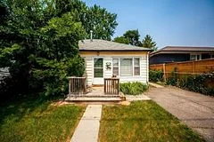 947 10th Street, Mississauga, On L5e 1t1