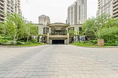 3888 Duke Of York Boulevard 1922, Mississauga, ON L5B 4P5