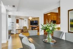 3880 Duke Of York Boulevard 2804, Mississauga, On L5b 4m7