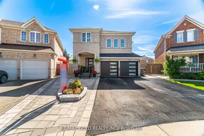 Detached in Brampton