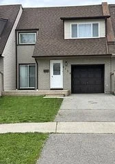 6158 Townwood Court, Mississauga, ON L5N 2L4