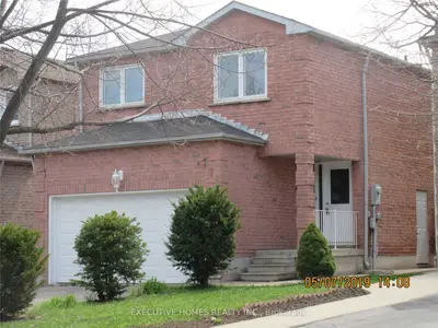 Detached in Brampton