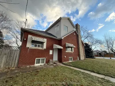 Detached in Toronto