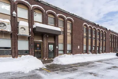 4480 Chesswood Drive 14, 15 & 16, Toronto, On M3j 2b9