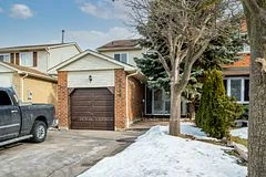 6359 Plowmans Heath, Mississauga, ON, L5N 3W1