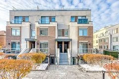 Condo Townhouse in Oakville