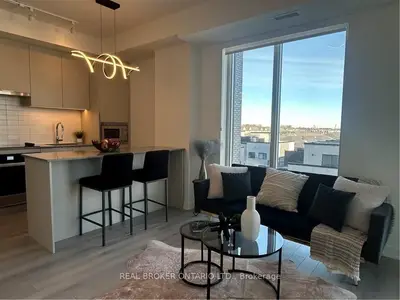 Condo Apartment in Oakville